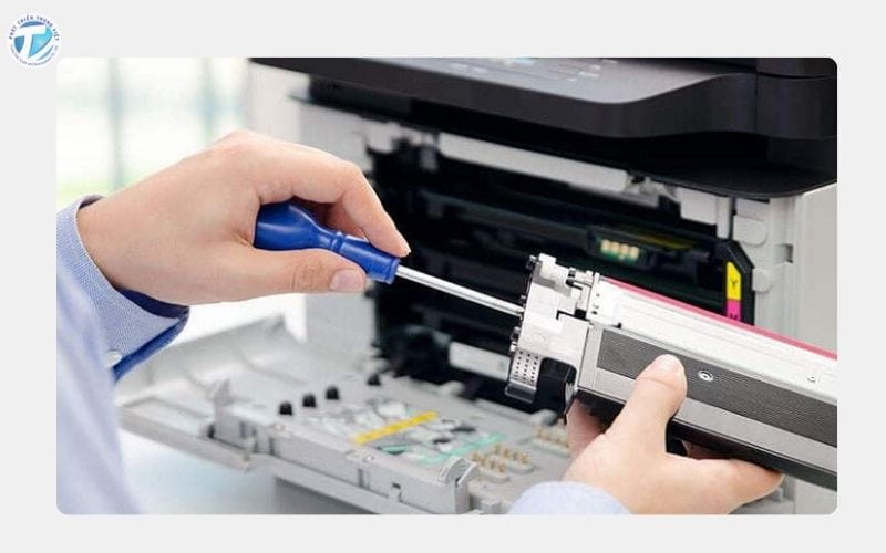 Kiểm tra và thay thế hộp mực